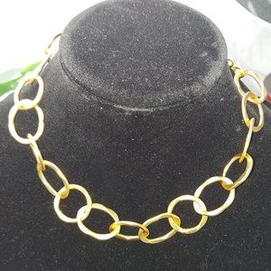 Gold irregular round link necklace